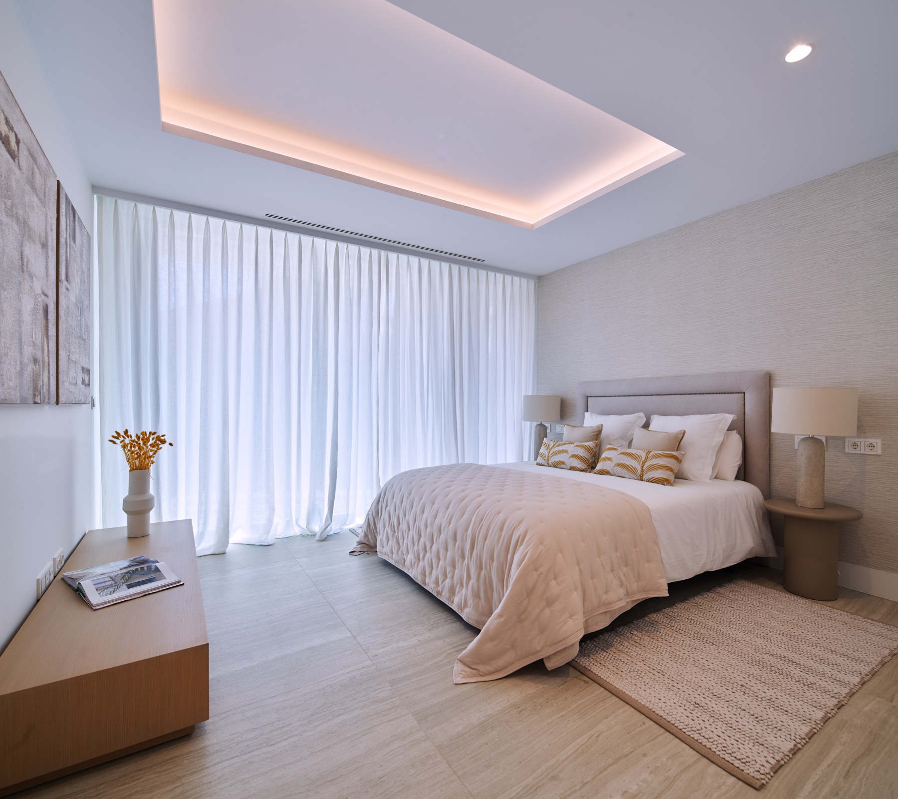 The Sapphire - Apartment 1A - Image 16